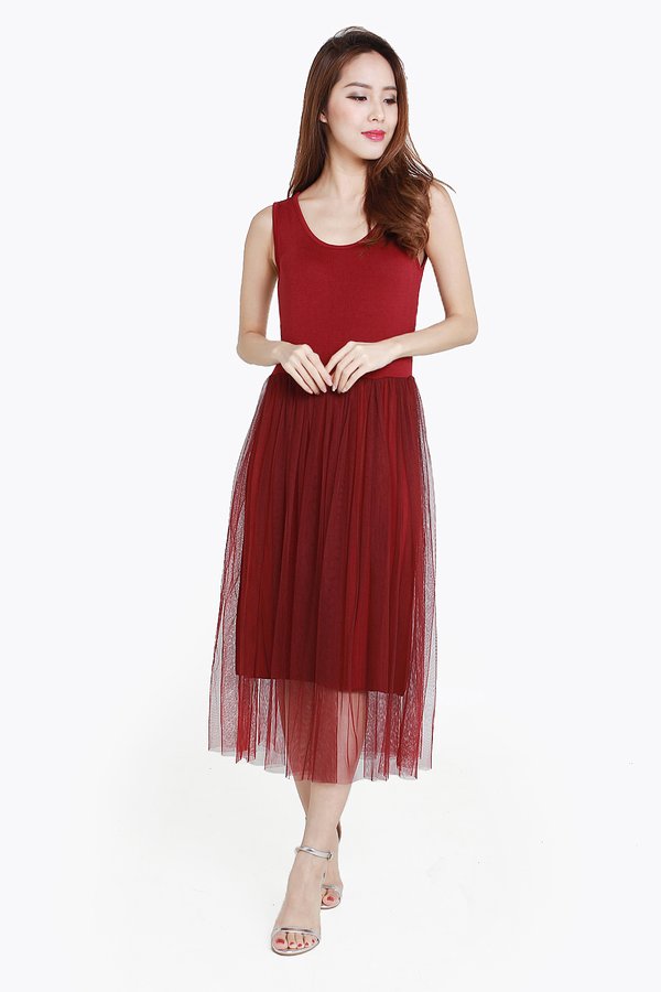 *BACKORDER* Intuitively Attuned Tulle Midi Dress Deep Red